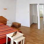 Les Colombes Βερντέν