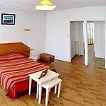 Les Colombes