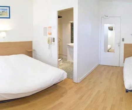 Hotel Les Colombes *