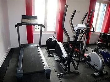 Hotel Les Colombes *