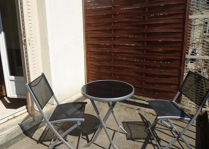 Szálloda Les Colombes *